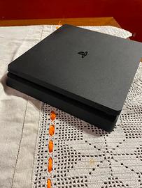 playstatio 4 slim 500 gb + 4 giochi e 1 controller
