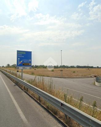 TERRENO A MEDOLE