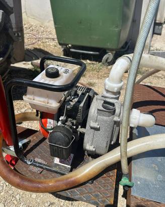 Motopompa autoadescante Oleomac SA30TLA