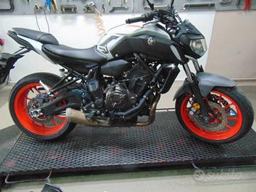 Yamaha MT-07 grigia anno 2019 km 20.000