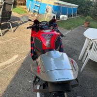 Honda cbr  600 rr