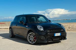 MINI JOHN COOPER WORKS - 2019