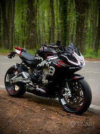 Aprilia tuono 660 factory