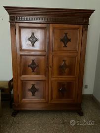 Armadio classico in legno massello – 2 ante