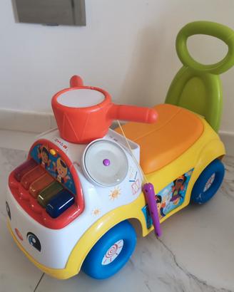 Macchinina cavalcabile musicale Little Tikes