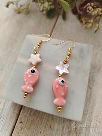 Orecchini con pesciolino in ceramica e stella
