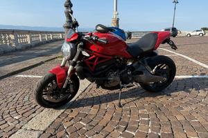 Ducati Monster 821