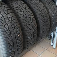 4 gomme invernali con cerchioni