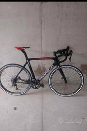 Bici Pinarello Gan K Disk