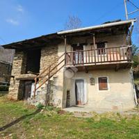 CASA INDIPENDENTE A PRAROSTINO