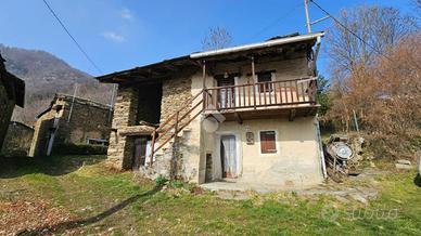 CASA INDIPENDENTE A PRAROSTINO