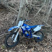 yz 125 restaurata con documento yamaha