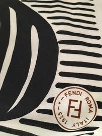 Foulard Fendi Vintage
