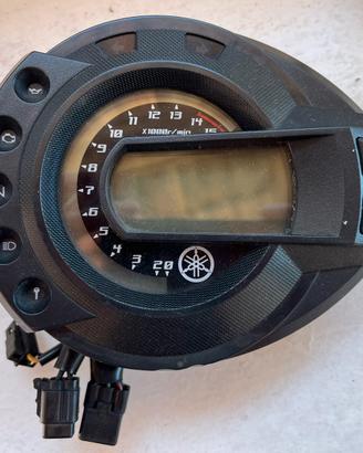 Strumentazione contachilometri Yamaha fz6