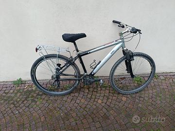mtb Mountain bike mis. S 3x8 velocità 