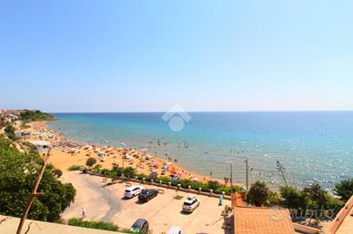 2 LOCALI A ISOLA DI CAPO RIZZUTO