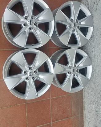 4 cerchi 18 originali Volvo XC 40 XC60 C30 C40 C70