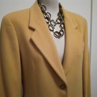 GIACCA SLIM GIALLA IN LANA