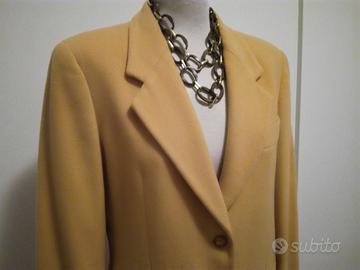 GIACCA SLIM GIALLA IN LANA
