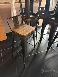 Sgabelli in legno per bar/ristoran