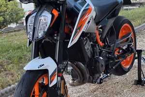 Ktm Duke 890 R