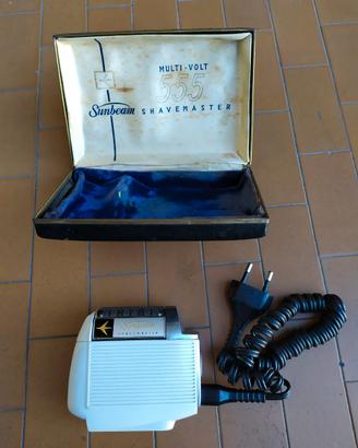 Rasoi elettrici vintage con custodie originali