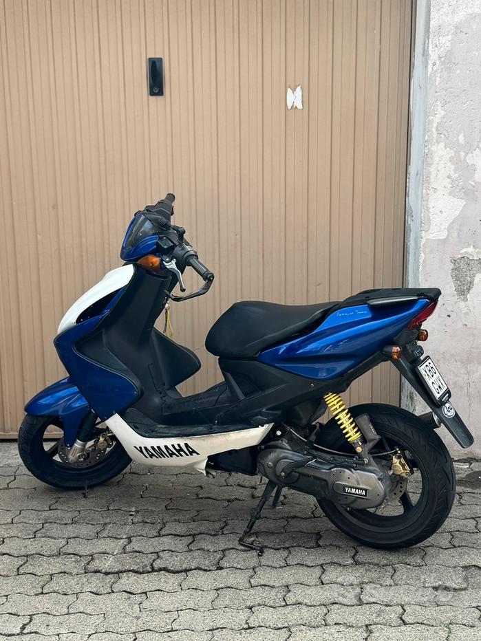 Scooter 50 Yamaha Aerox 50cc Usato Aerox R Yamaha Nitro 50 Usato