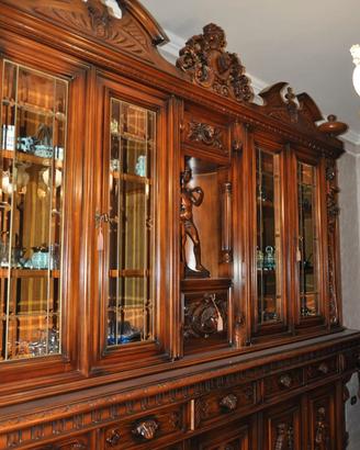 Sala completa in vero legno – Credenza, tavolo e 7