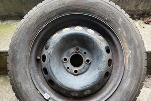 4 Cerchi in ferro da 14” con antineve 185-65-r14