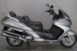 Honda silverwing 600