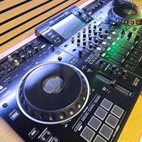 Pioneer XDJ-XZ 