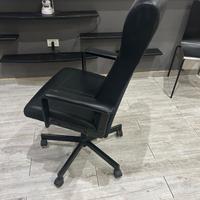 Poltrona Ufficio Direzionale in Similpelle Nera -