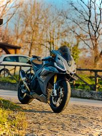 Aprilia Rsv4 1100