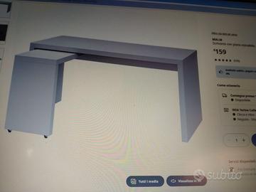 Scrivania Malm con piano estraibile