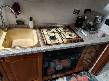 Cucina usata per cambio arredamento
