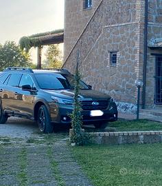 SUBARU Outback 2.5i Lineartroni Adventure