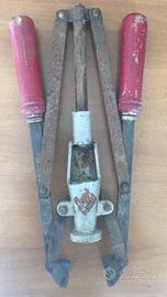 Tappatrice per tappi in sughero