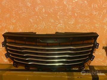 Griglia  anteriore lancia voyager 2011 in poi
