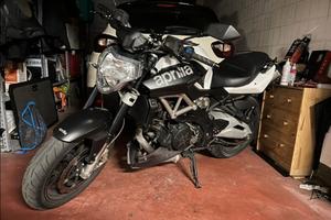 Aprilia SL Shiver 750 - 2011