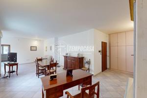 Ampio e luminoso appartamento nel cuore di Recanat