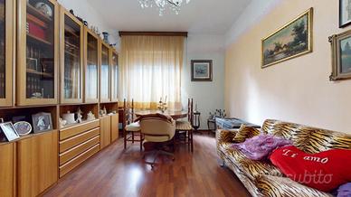 3 LOCALI A SEREGNO