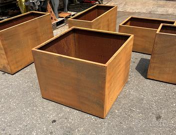 Fioriera - Vaso in corten / verniciato