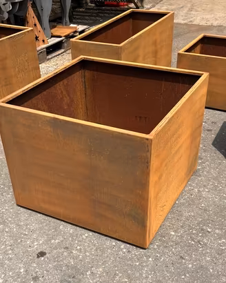Fioriera - Vaso in corten / verniciato
