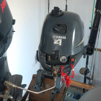 Yamaha F4 gambo lungo