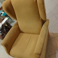 poltrona elettrica con alzata assistita 