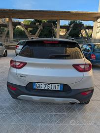 Kia stonic 1.0 unico proprietario 23000km