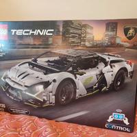 LEGO® Technic 42214 Lamborghini Revuelto