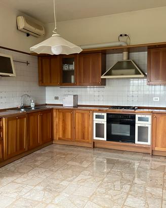 Cucina in legno