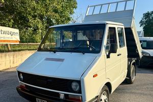 Iveco Daily Doppia Cabina 35-8 Ribaltabile