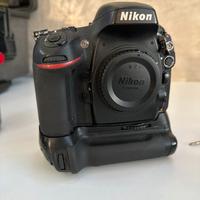 Nikon d800 con battery grip venduto corpo